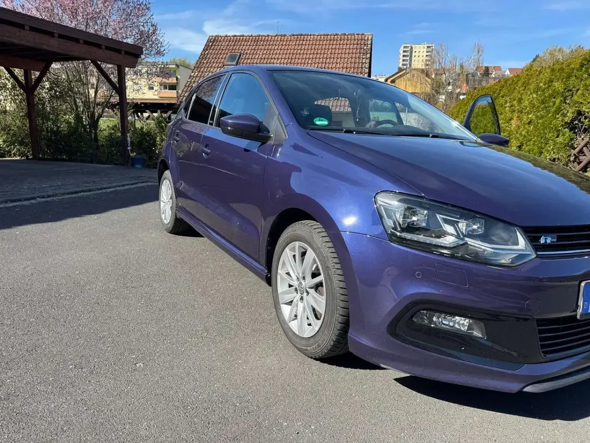 Używany VW Polo Highline 110 KM (80 kW) 2016 Niebieski Hatchback