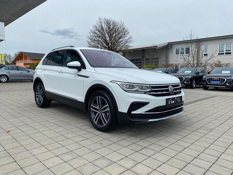 Pure white Gebraucht 2021 VW Tiguan Elegance+ SUV | 29.890 € (Fairer Preis) - Bild 1/4