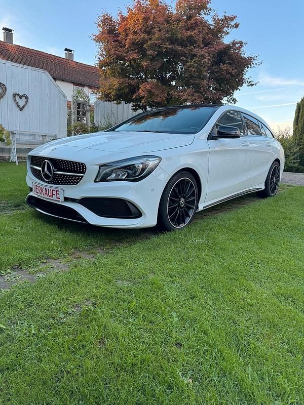 Weiß Gebraucht 2018 Mercedes CLA200 Kombi | 17.900 € (Fairer Preis) - Bild 1/4