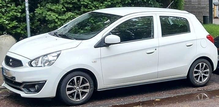 Weiß Gebraucht 2016 Mitsubishi Space Star Edition Kleinwagen | 5.499 € (Guter Preis) - Bild 1/4