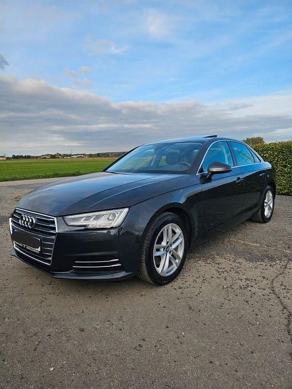 Grau Gebraucht 2016 Audi A4 Limousine | 19.999 € (Fairer Preis) - Bild 1/4