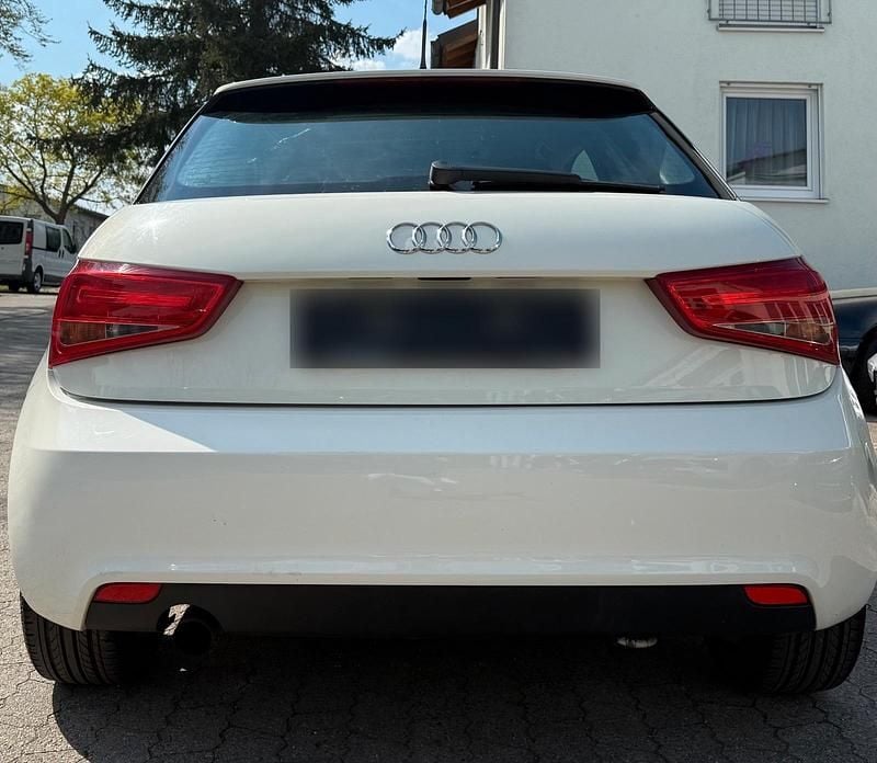 Second-hand Audi A1 86 CP (63 kW) 2010 Alb Hatchback