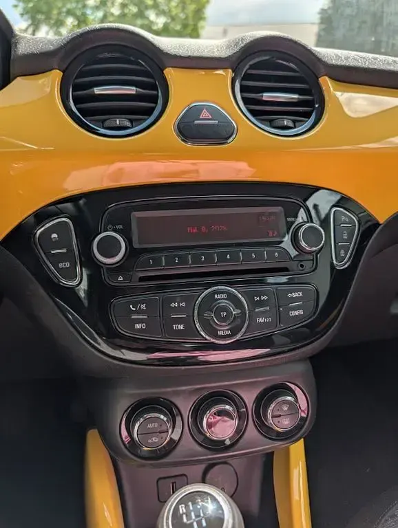 Gebraucht Opel Adam Eco 69 PS (50 kW) 2014 Gelb Kleinwagen