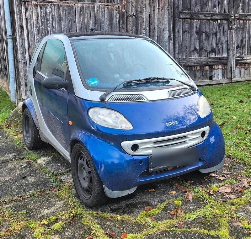 Blau Gebraucht 2000 Smart ForTwo Coupé Kleinwagen | 599 € (Superpreis) - Bild 1/4