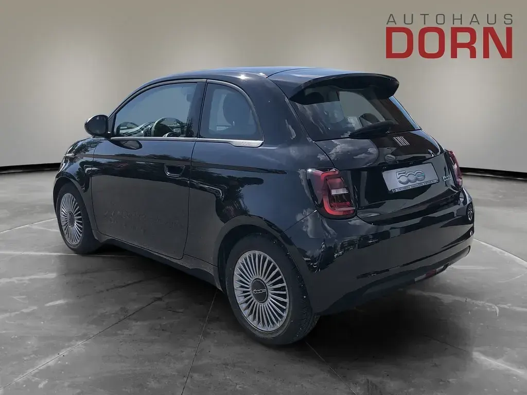 Gebraucht Fiat 500e Icon 69 kW (95 PS) 2023 Schwarz Limousine