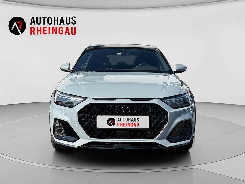 Gebraucht Audi A1 S-Line 150 PS (110 kW) 2023 Pfeilgrau perleffekt (metallic) SUV