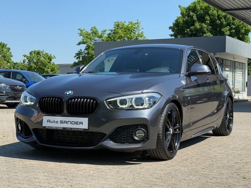Grau Gebraucht 2019 BMW 118 M Sport Kleinwagen | 17.200 € (Guter Preis) - Bild 1/4