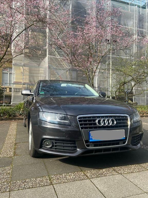 Gebraucht Audi A4 Ambiente 120 PS (88 kW) 2009 Grau Limousine
