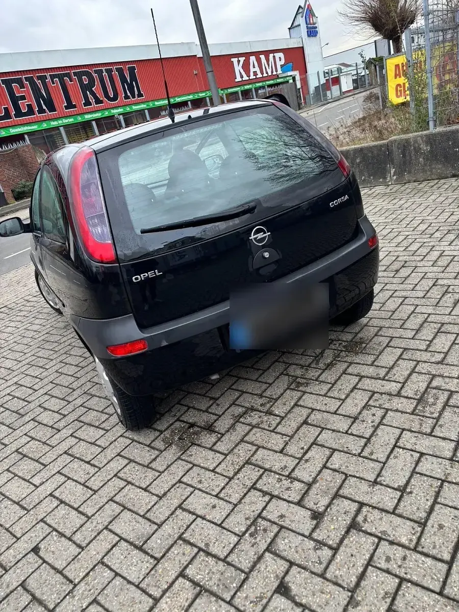 Gebraucht Opel Corsa 58 PS (42 kW) 2001 Schwarz Kleinwagen