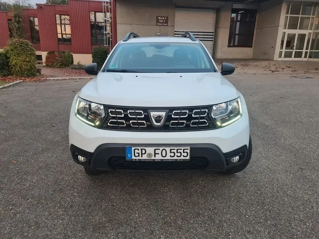 Gebraucht Dacia Duster Comfort 116 PS (85 kW) 2018 Weiß SUV