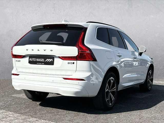 Gebraucht Volvo XC60 173 PS (127 kW) 2022 SUV