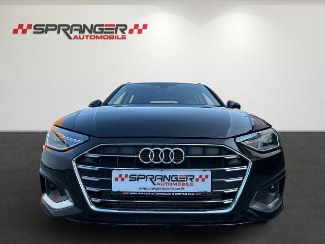 Gebraucht Audi A4 Advanced 204 PS (150 kW) 2023 Mythosschwarz metallic Kombi