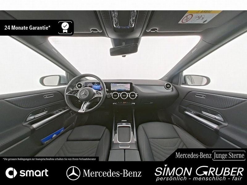 Gebraucht Mercedes B180 Progressive 116 PS (85 kW) 2025 Lack hightechsilber Van / Kleinbus