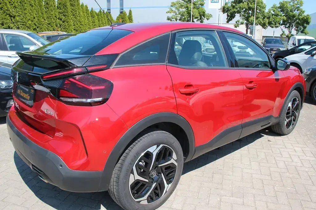 Gebraucht Citroën C4 Feel 131 PS (96 kW) 2021 Rot SUV