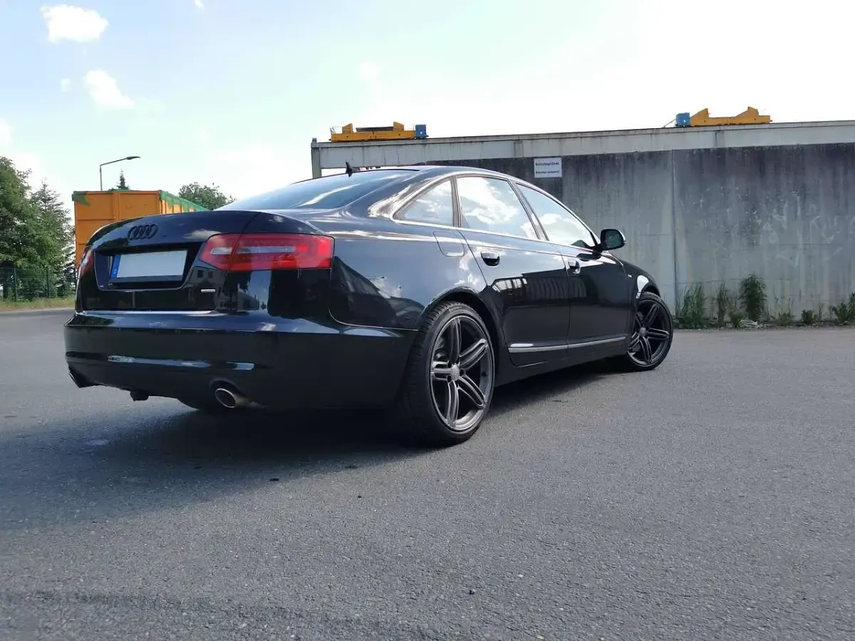 Gebraucht Audi A6 Advanced 190 PS (139 kW) 2010 Schwarz Limousine