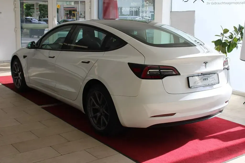 Occasion Tesla Model 3 RWD 239 kW (325 ch) 2022 Blanc Berline