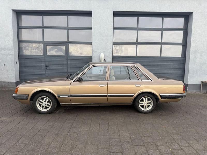 Braun Gebraucht 1983 Nissan Laurel Limousine | 9.900 € - Bild 1/4