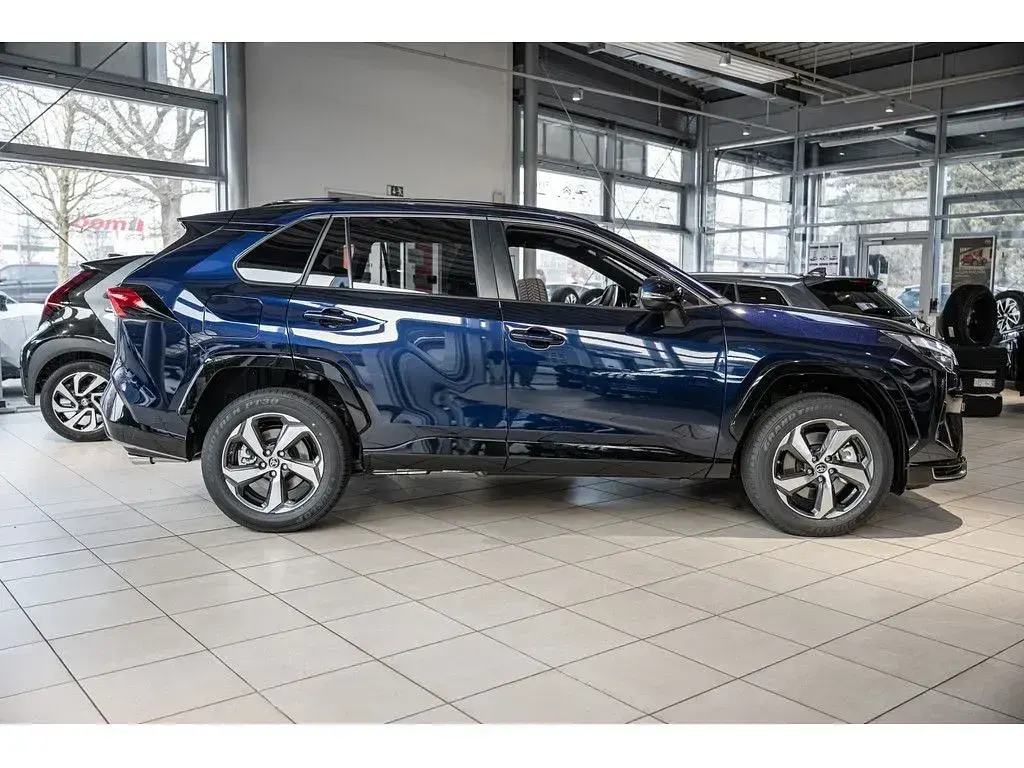 Neu Toyota RAV4 Hybrid 306 PS (225 kW) 2025 Blau SUV