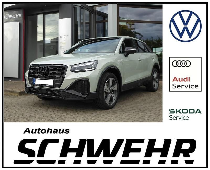 Gebraucht Audi Q2 S-Line 150 PS (110 kW) 2024 Silber SUV