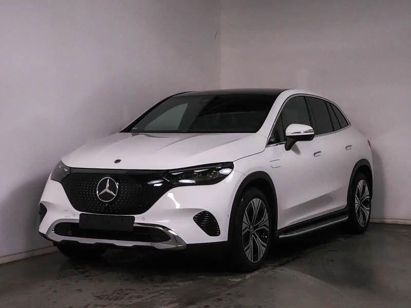 Gebraucht Mercedes EQE300 180 kW (245 PS) 2024 Weiß SUV
