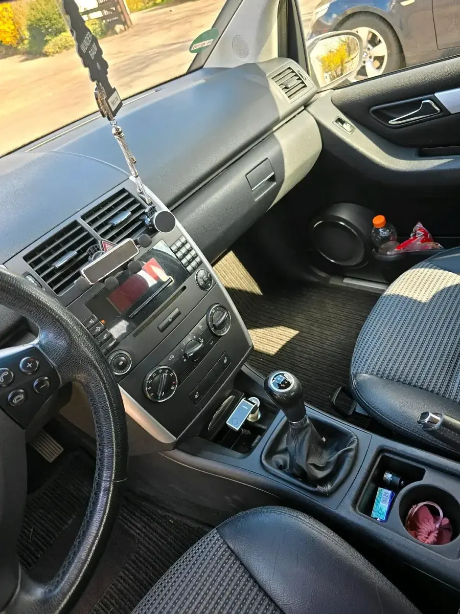 Gebraucht Mercedes A150 95 PS (69 kW) 2008 Silber Kleinwagen
