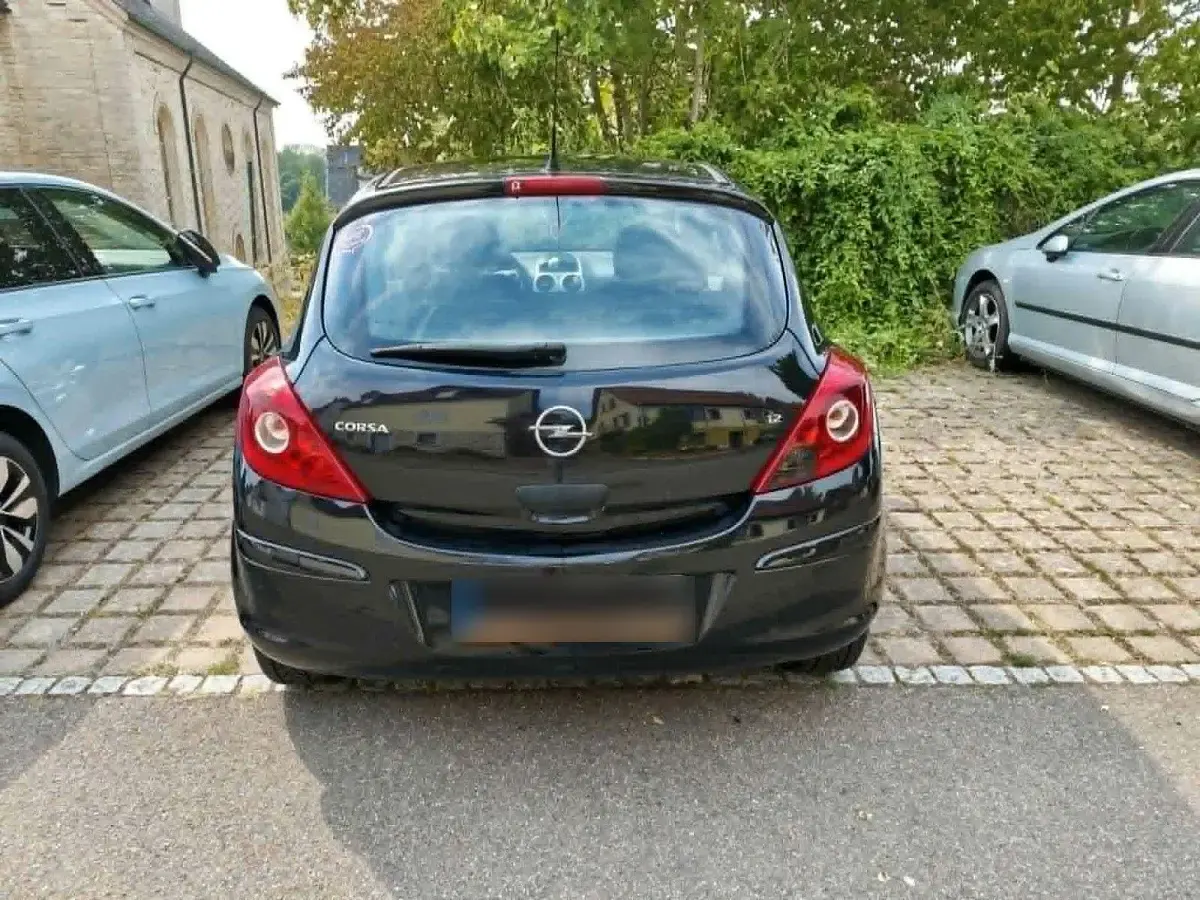Gebraucht Opel Corsa 80 PS (58 kW) 2008 Schwarz Kleinwagen