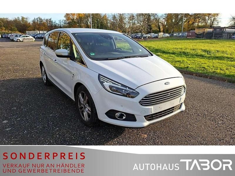 Gebraucht Ford S-MAX Titanium 150 PS (110 kW) 2019 Frozen white Van / Kleinbus