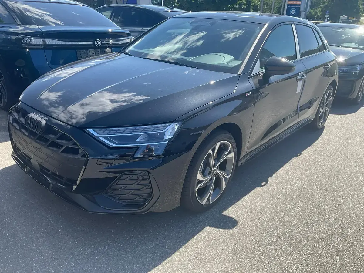 Gebraucht Audi A3 S-Line 204 PS (150 kW) 2026 Limousine