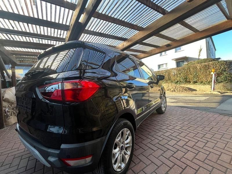 Gebraucht Ford Ecosport Titanium 125 PS (91 kW) 2015 Schwarz SUV