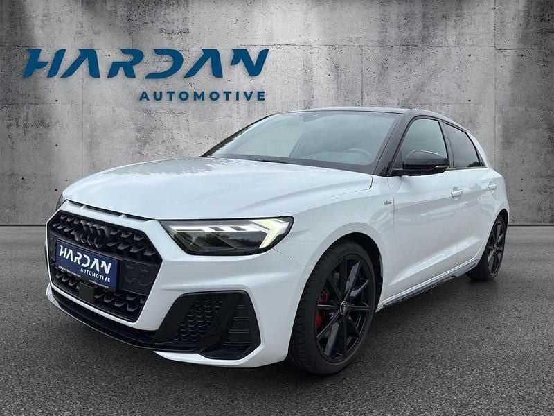 Weiß Gebraucht 2022 Audi A1 Sportback S-Line Kleinwagen | 25.990 € (Etwas zu teuer) - Bild 1/4