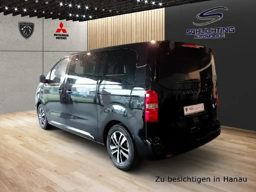 Gebraucht Peugeot Traveller Allure 179 PS (131 kW) 2026 Schwarz Van / Kleinbus