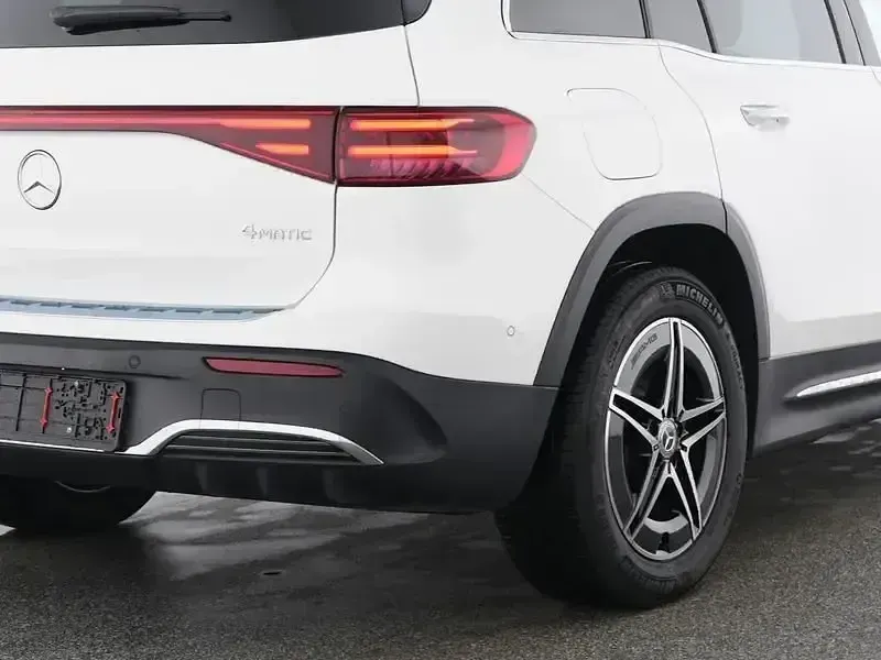 Gebraucht Mercedes EQB350 Premium 214 kW (292 PS) 2025 Weiß SUV
