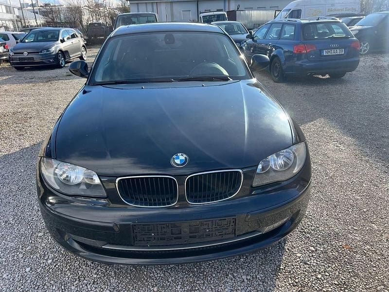 Usata BMW 116 Advantage 116 CV (85 kW) 2010 Nero Utilitaria