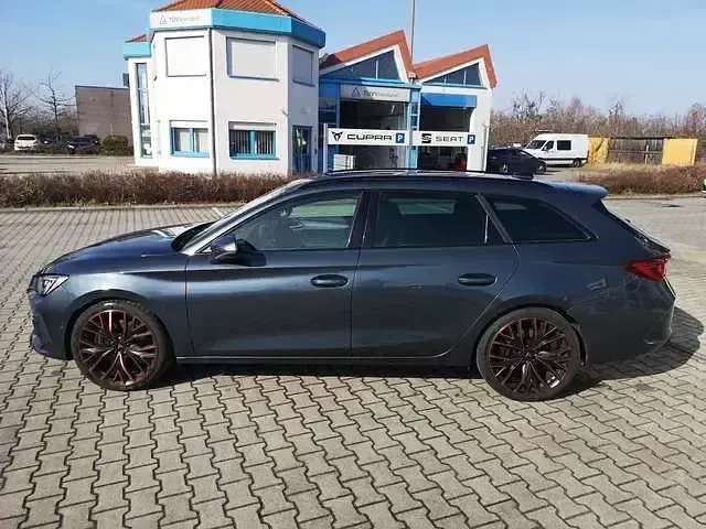 Gebraucht Cupra Leon VZ 310 PS (228 kW) 2023 "magnetic tech" Kombi