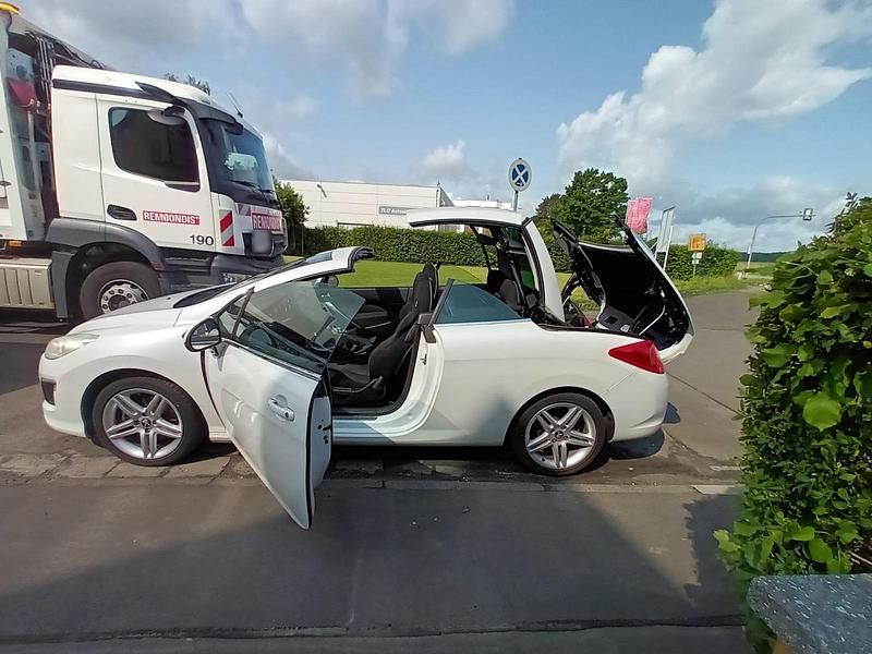 Gebraucht Peugeot 308 CC 160 PS (117 kW) 2012 Weiß Cabrio