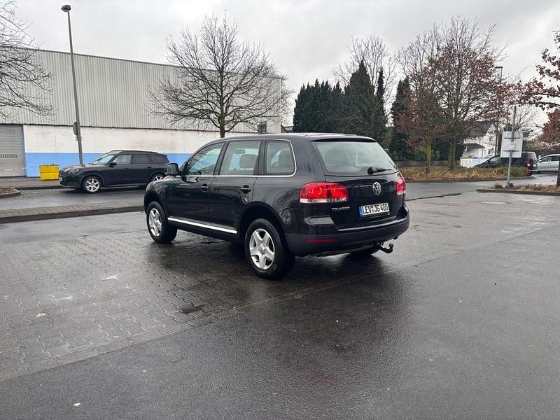 Gebraucht VW Touareg R 174 PS (127 kW) 2005 Schwarz SUV