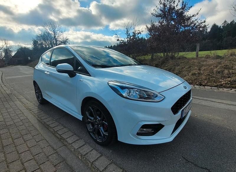 Weiß Gebraucht 2019 Ford Fiesta ST-Line Kleinwagen | 14.000 € (Fairer Preis) - Bild 1/4