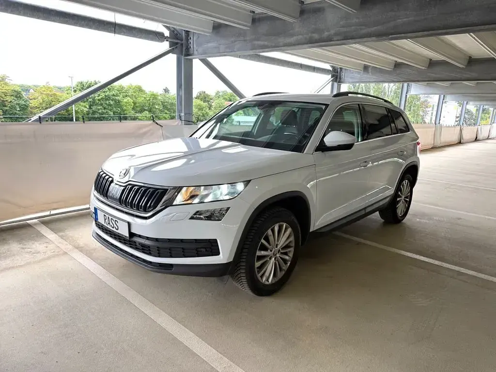 Gebraucht Skoda Kodiaq 150 PS (110 kW) 2017 Moonweiss metallic SUV