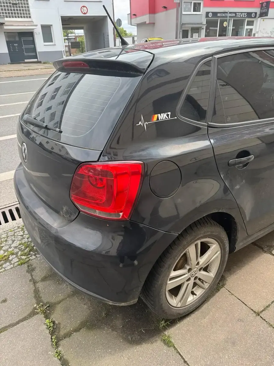 Gebraucht VW Polo 75 PS (55 kW) 2010 Schwarz Kleinwagen