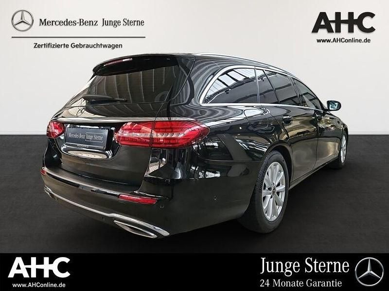 Gebraucht Mercedes E200 197 PS (144 kW) 2020 Metalliclack obsidianschwarz Kombi