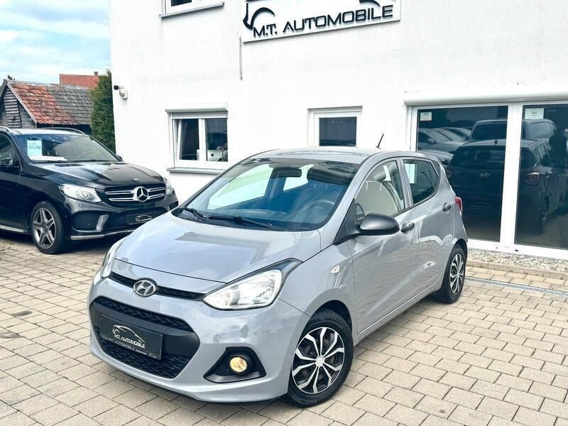 Grau Gebraucht 2016 Hyundai i10 Classic Kleinwagen | 5.790 € (Fairer Preis) - Bild 1/4