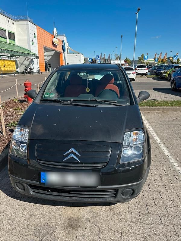 Schwarz Gebraucht 2004 Citroën C2 Kleinwagen | 949 € (Fairer Preis) - Bild 1/4