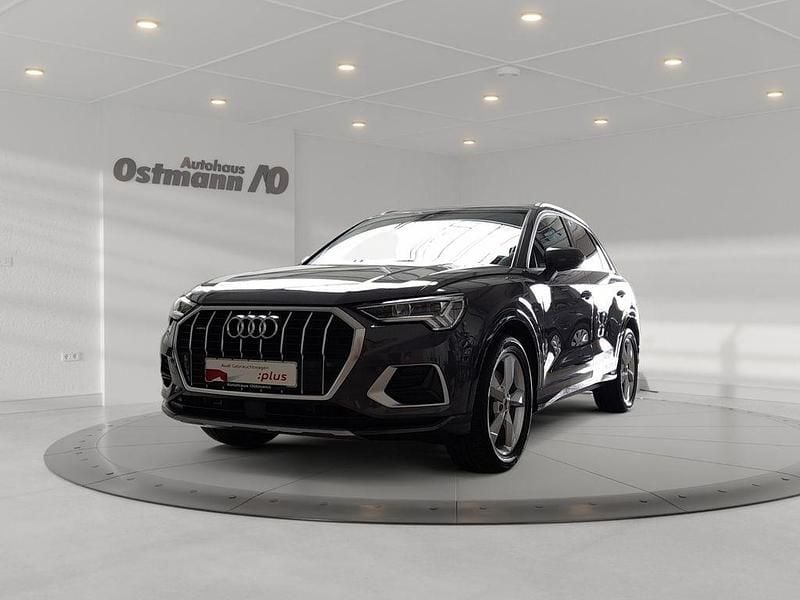 Nanograu metallic Gebraucht 2019 Audi Q3 Advanced SUV | 26.650 € (Superpreis) - Bild 1/4