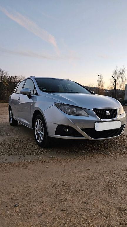 Gebraucht Seat Ibiza Style 86 PS (63 kW) 2011 Silber Limousine