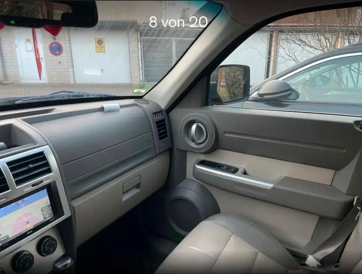 Gebraucht Dodge Nitro SXT 177 PS (130 kW) 2009 Rot SUV