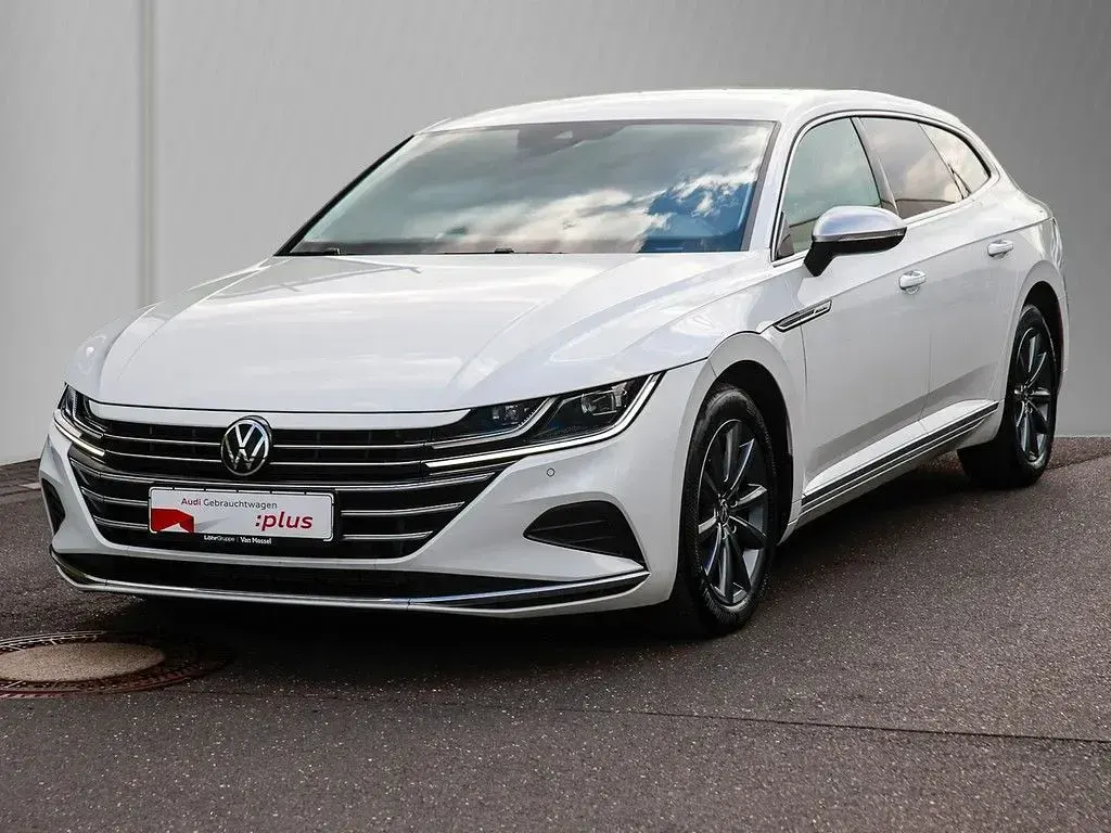 Gebraucht VW Arteon Elegance 150 PS (110 kW) 2024 Weiß Kombi