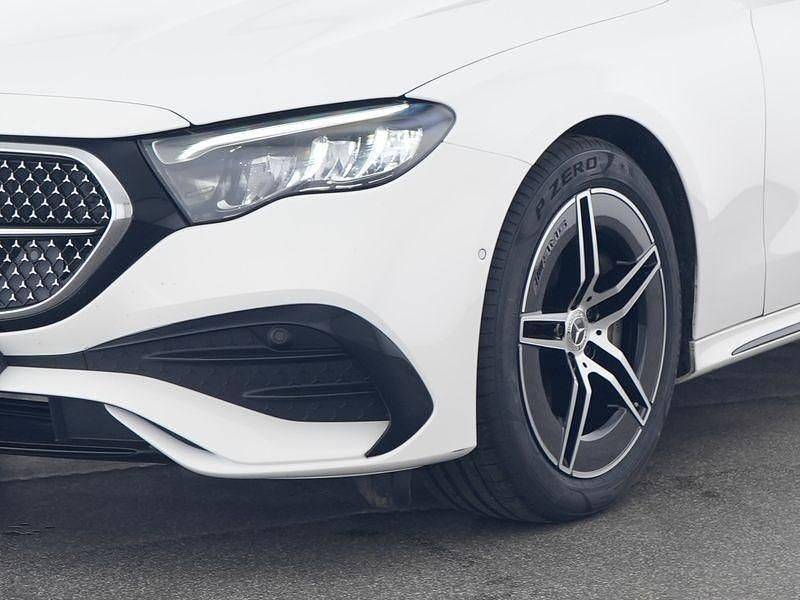 Gebraucht Mercedes E220 AMG 197 PS (144 kW) 2024 Weiß Kombi