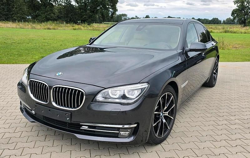 Gebraucht 2012 BMW 730 Comfort Edition Limousine | 23.000 € - Bild 1/4