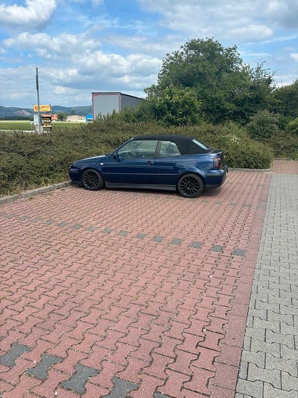 Blau Gebraucht 1999 VW Golf Cabriolet Cabrio | 950 € (Guter Preis) - Bild 1/4