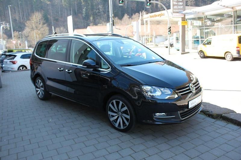 Gebraucht VW Sharan Highline 177 PS (130 kW) 2015 Deep black perleffekt Van / Kleinbus